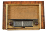 Radio ancienne Manufrance S2 1948 restaurée et connectée en Bluetooth par Charlestine