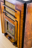 Radio Bluetooth "RSE" des années 1935 restaurée à la main par Charlestine photo vu de côté.