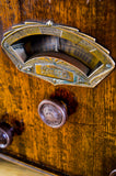 Radio Bluetooth "SONORA F2" des années 1930 restaurée à la main par Charlestine photo du cadran.