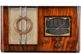 Radio Bluetooth "Arcorp" des années 1938 restaurée à la main par Charlestine photo détourée.
